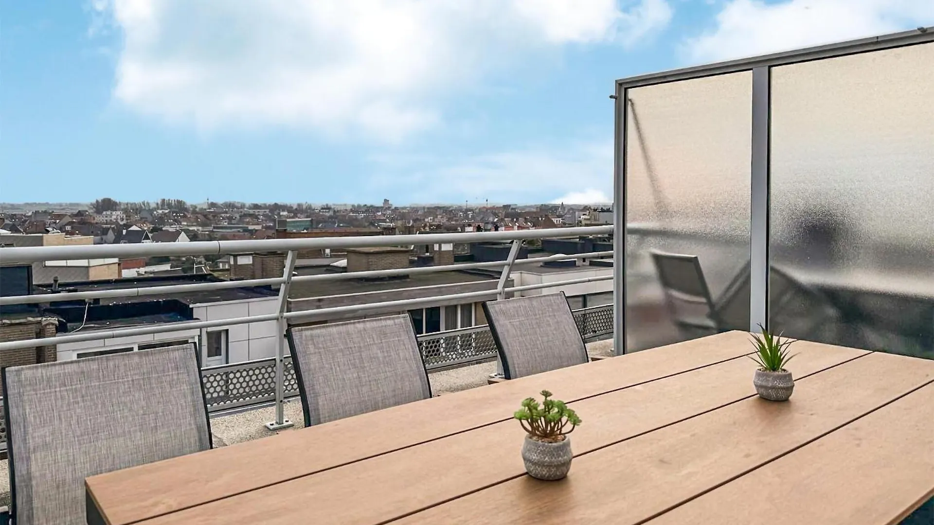 Residentie Zeezicht Apartment Ostend